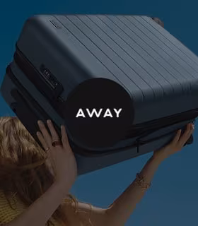 logo panel away-min
